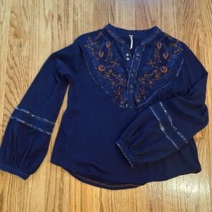 Free People dark blue embroidery top size s/p